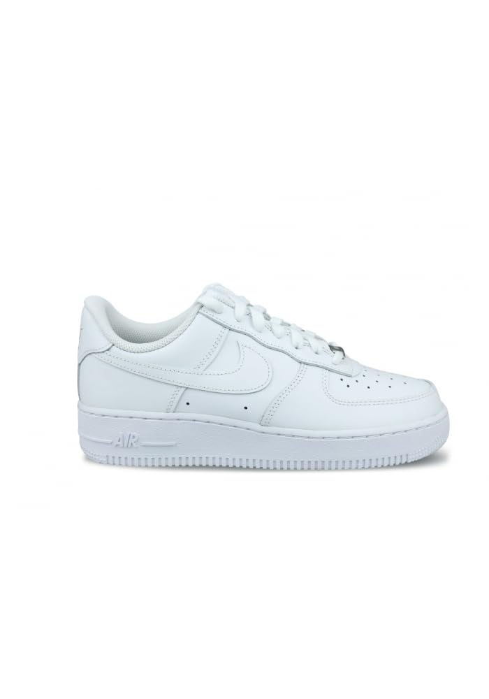 Nike Women's Basketball Shoe, White/White-White, 7.5