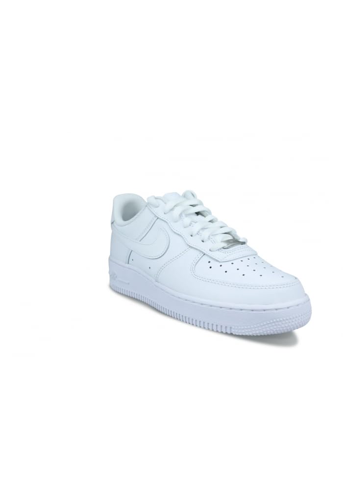 Nike Women's Basketball Shoe, White/White-White, 7.5