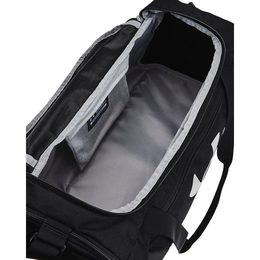 Under Armour Unisex-Adult Undeniable 5.0 Duffle , Black (001)/Metallic Silver , Small