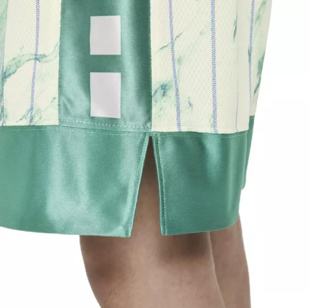 Nike Boys Elite Printed Loose Fit 8" Basketball Shorts (US, Alpha, X-Large, Regular, Green 324)