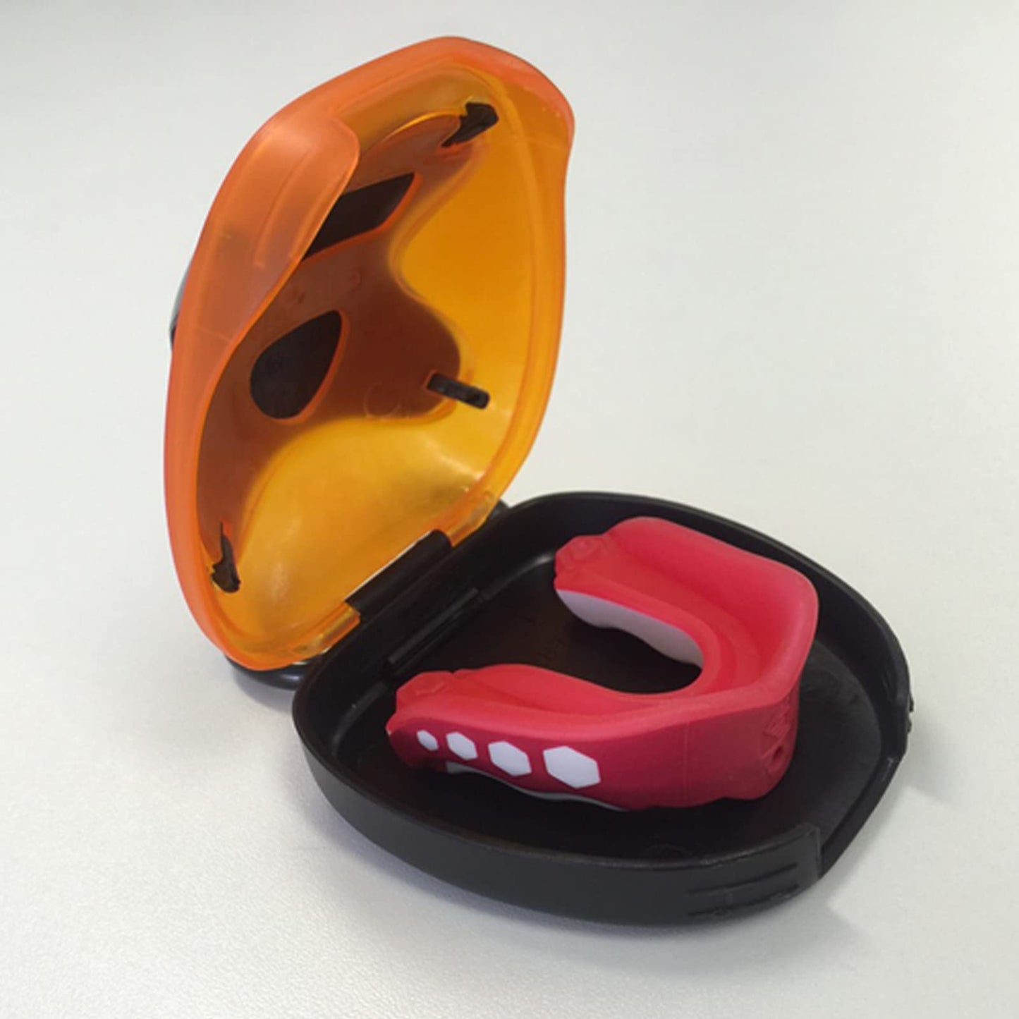 Shock Doctor Mouth Guard Case, Ventilated, Universal Storage for Mouthguard, Adult & Youth Sizes
