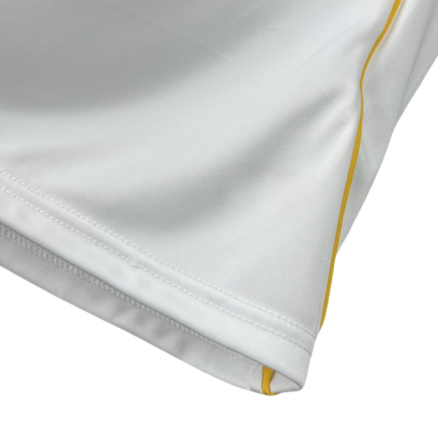 Madrid Bellingham Home Men’s Soccer Jersey Fan Version Short Sleeve Shirt for Game Day, Training, or Casual Wear 2025/26 (US, Alpha, Medium, Regular, Regular, Home)