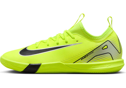 Nike Jr. Mercurial Vapor 16 Academy Little/Big Kids' IC Low-Top Soccer Shoes (FQ8411-700, Volt/Black) Size 3.5