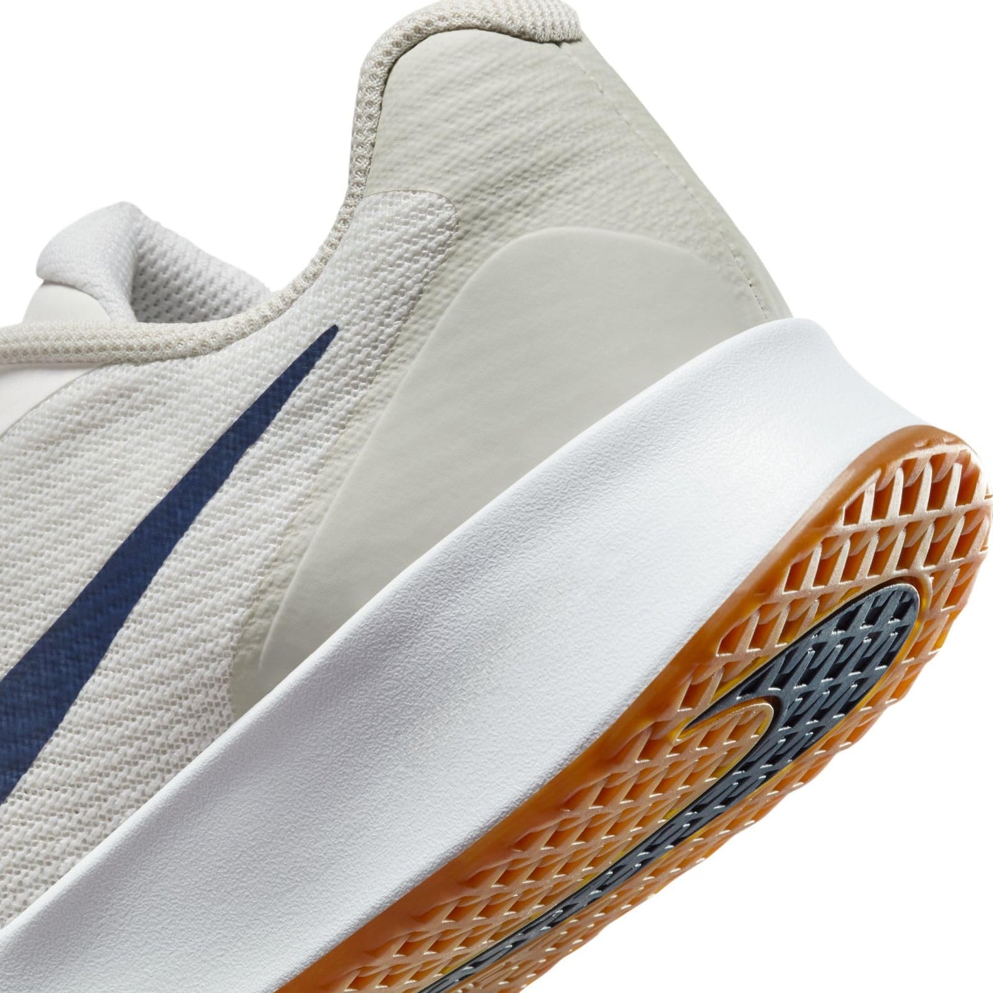 Nike Vapor Lite 3 Women's Hard Court Tennis Shoes (FZ2156-100, Summit White/Light Bone/Gum Medium Brow) Size 8.5
