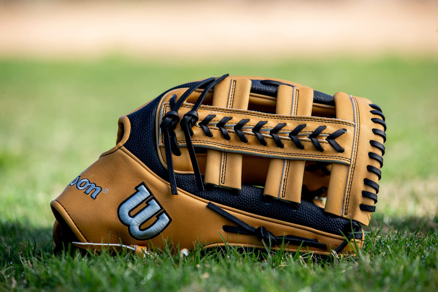 Wilson 2023 A2K 1810SS 12.75” Outfield Baseball Glove - Left Hand Throw
