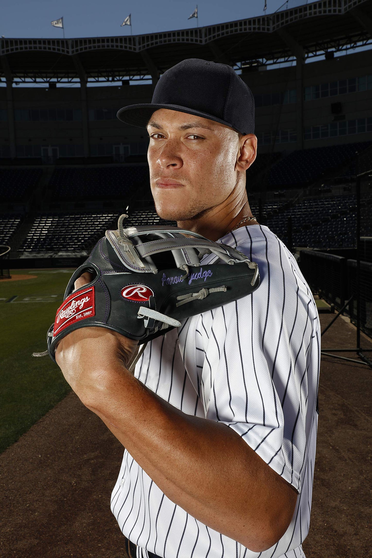 Rawlings | SELECT PRO LITE Youth Baseball Glove | Right Hand Throw | Aaron Judge | 12"