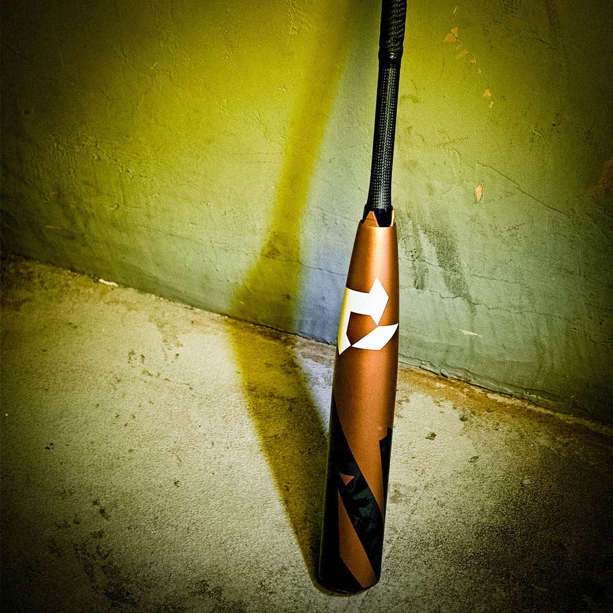 DeMarini 2022 Zoa (-5) USSSA Youth Baseball Bat - 32"/27 oz