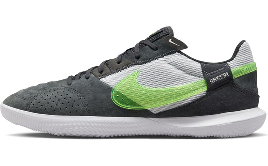 Nike Streetgato Low-Top Soccer Shoes (DC8466-012, Black/Volt) Size 10.5