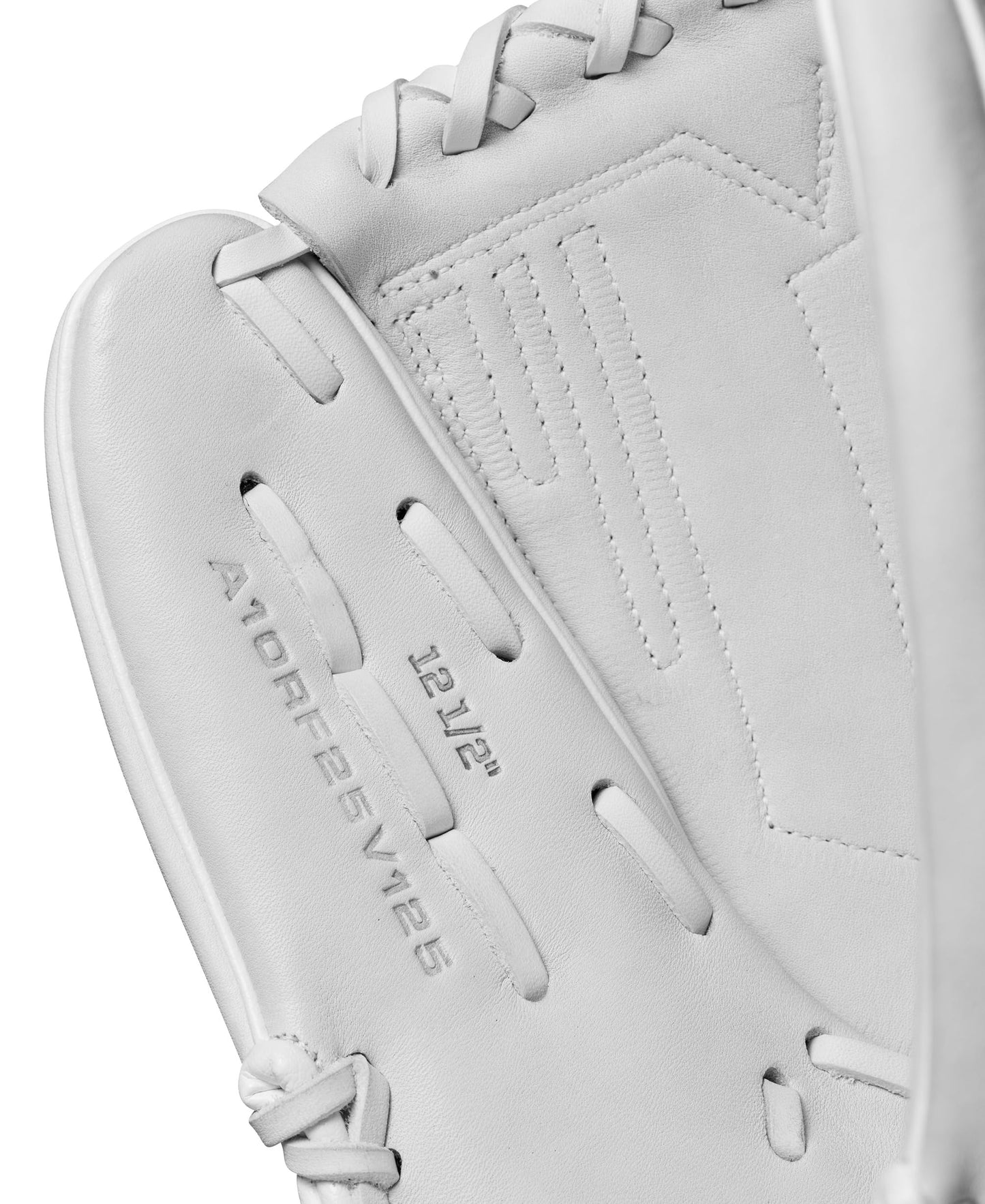 Wilson Fall 2024 A1000® V125 12.5” Outfield Fastpitch Softball Glove - White/Grey, Right Hand Throw
