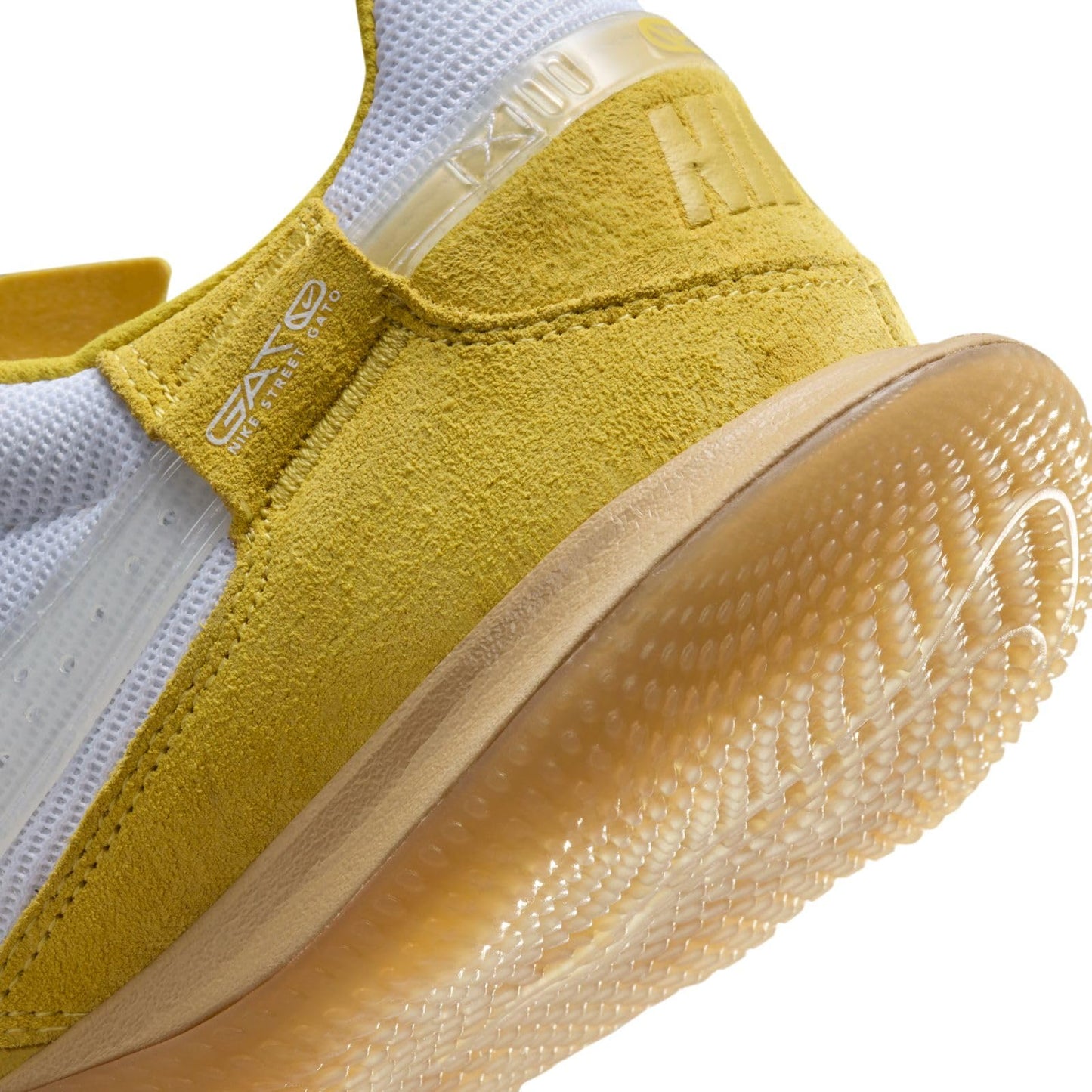 NIKE Men's Soccer Low, Saturn Gold White Gum Light Brown, 7.5