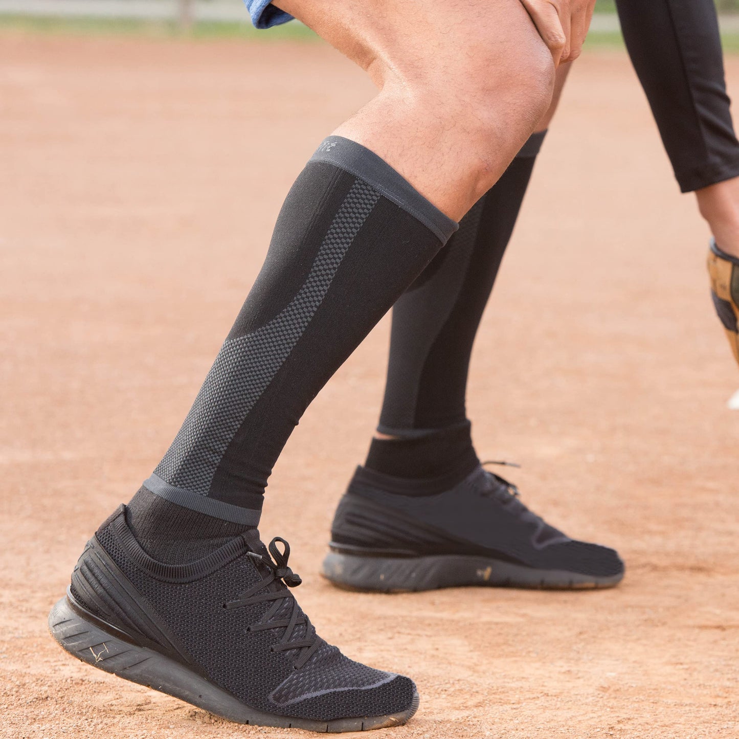 Copper Fit Calf Compression Sleeves, Black, Large/X-Large
