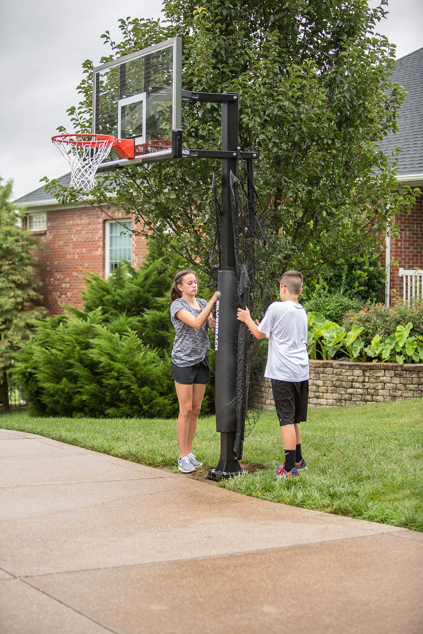 Silverback Basketball Yard Guard Defensive Net System Rebounder with Foldable Net and Arms into Pole , White/Black, Large