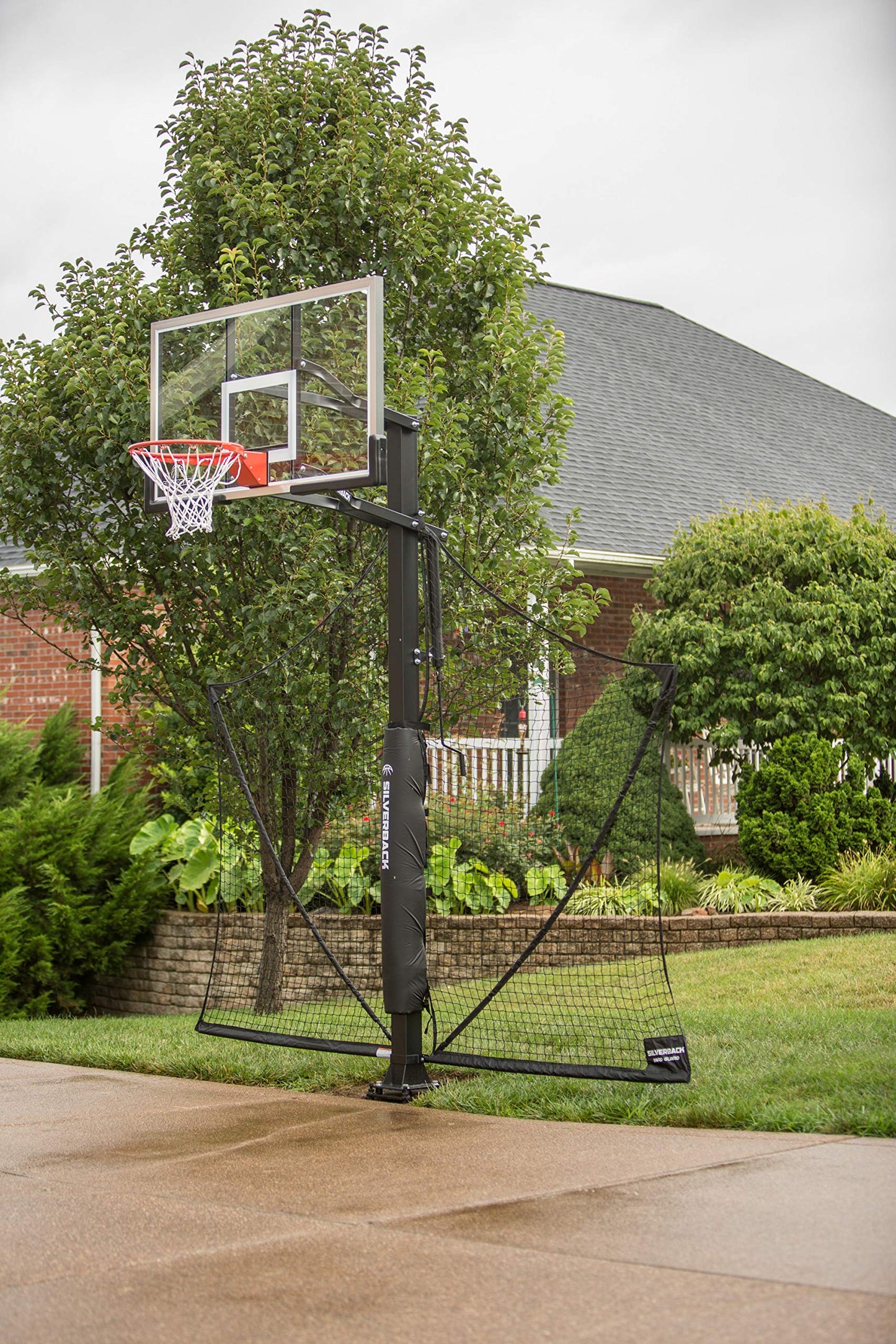 Silverback Basketball Yard Guard Defensive Net System Rebounder with Foldable Net and Arms into Pole , White/Black, Large