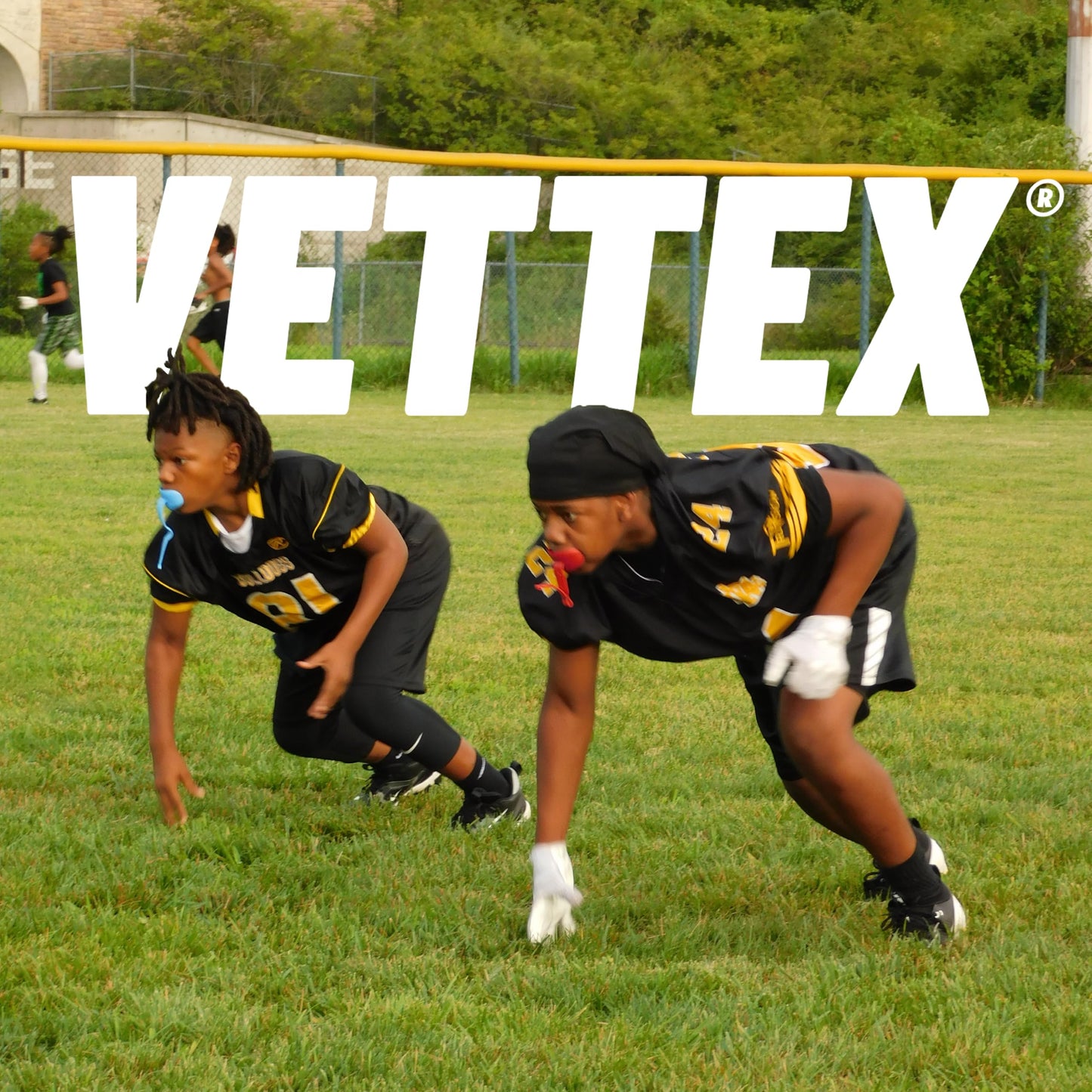 Markwort Vettex Doubleguard Mouthguard for Football, Lacrosse, Braces - Breathable Mouth Guard with Lip Protection and Strap - Youth, Cardinal