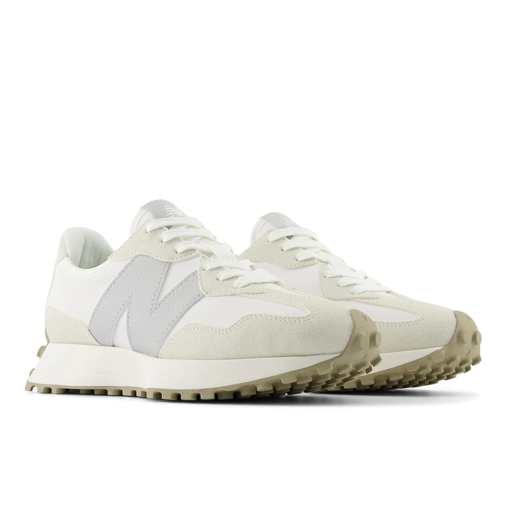 New Balance Womens 327 Sneaker Sea Salt/Sandstone 6.5